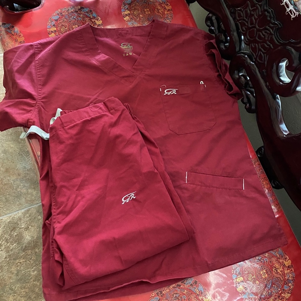 Iguana set s/p and scrub star set xltop/ M bottom
